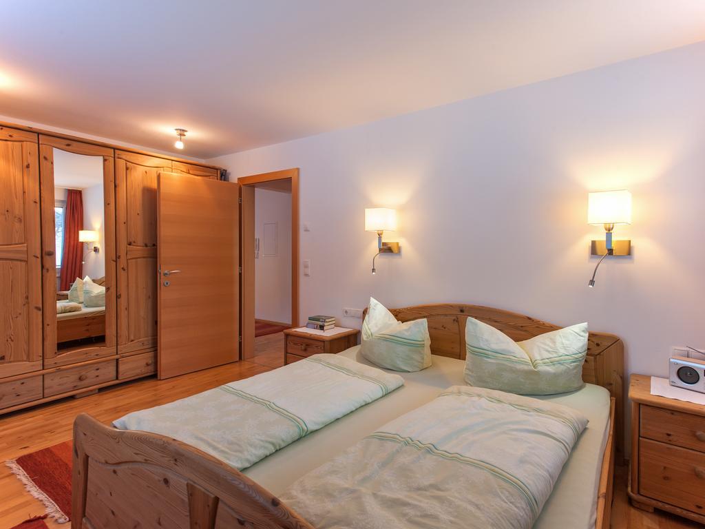 Haus Sebastian Apartman Lech am Arlberg Szoba fotó
