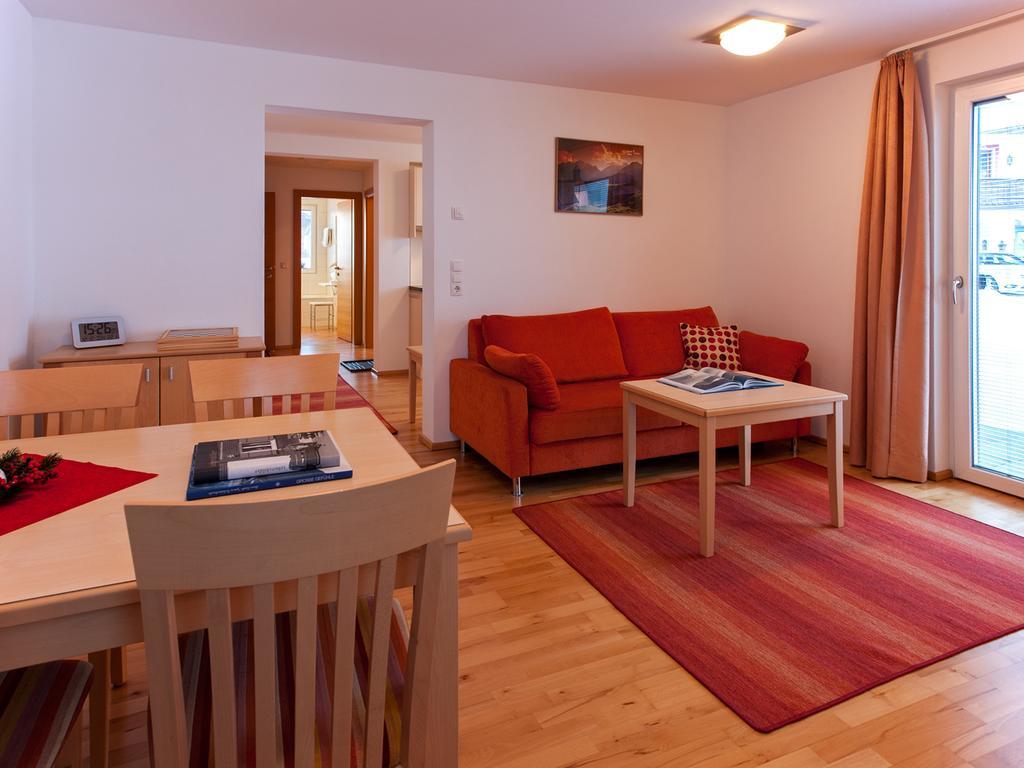 Haus Sebastian Apartman Lech am Arlberg Szoba fotó