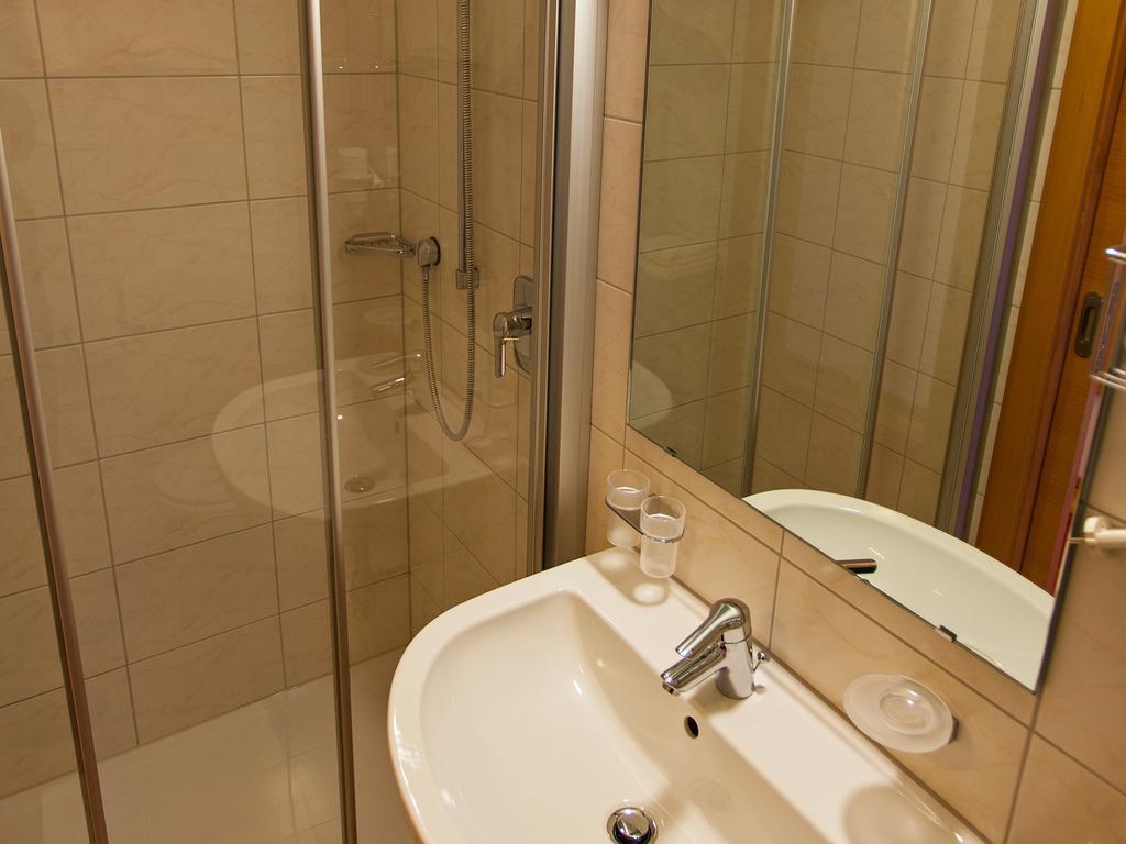 Haus Sebastian Apartman Lech am Arlberg Kültér fotó